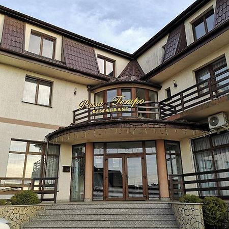 Hotel Passa Tempo Suceava Exterior foto