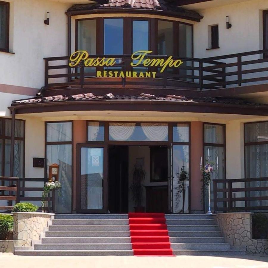 Hotel Passa Tempo Suceava Exterior foto