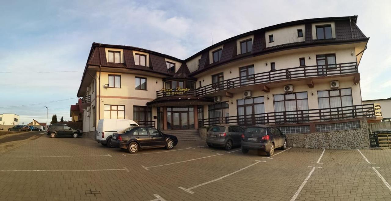 Hotel Passa Tempo Suceava Exterior foto