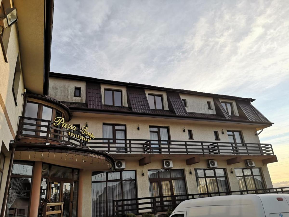 Hotel Passa Tempo Suceava Exterior foto